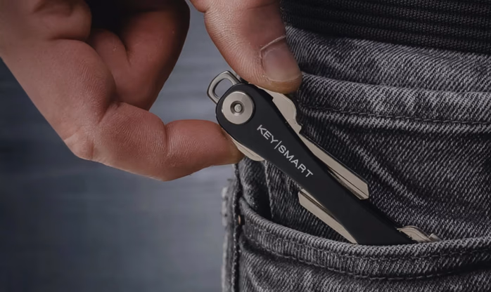 keysmart serenity organizer in jeans pocket for compact carr