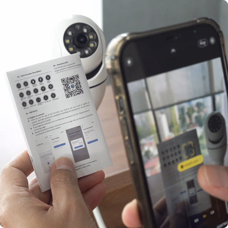 lightbulb camera with manual and phone