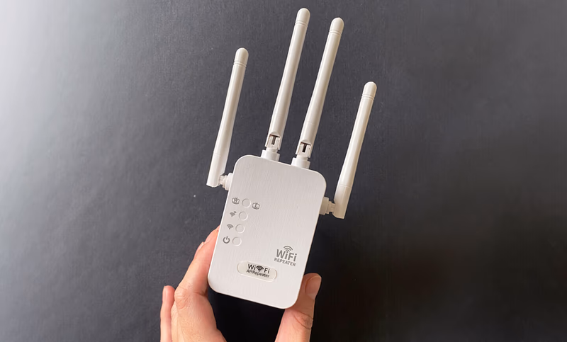 wifiboostpro wifi repeater device with antennas