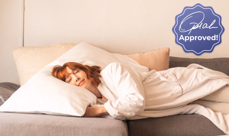 woman sleeping with zenfluffsleep pillow